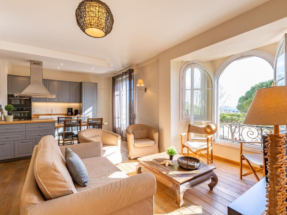 Apartment Les Sirènes Sainte-Maxime Esterno foto