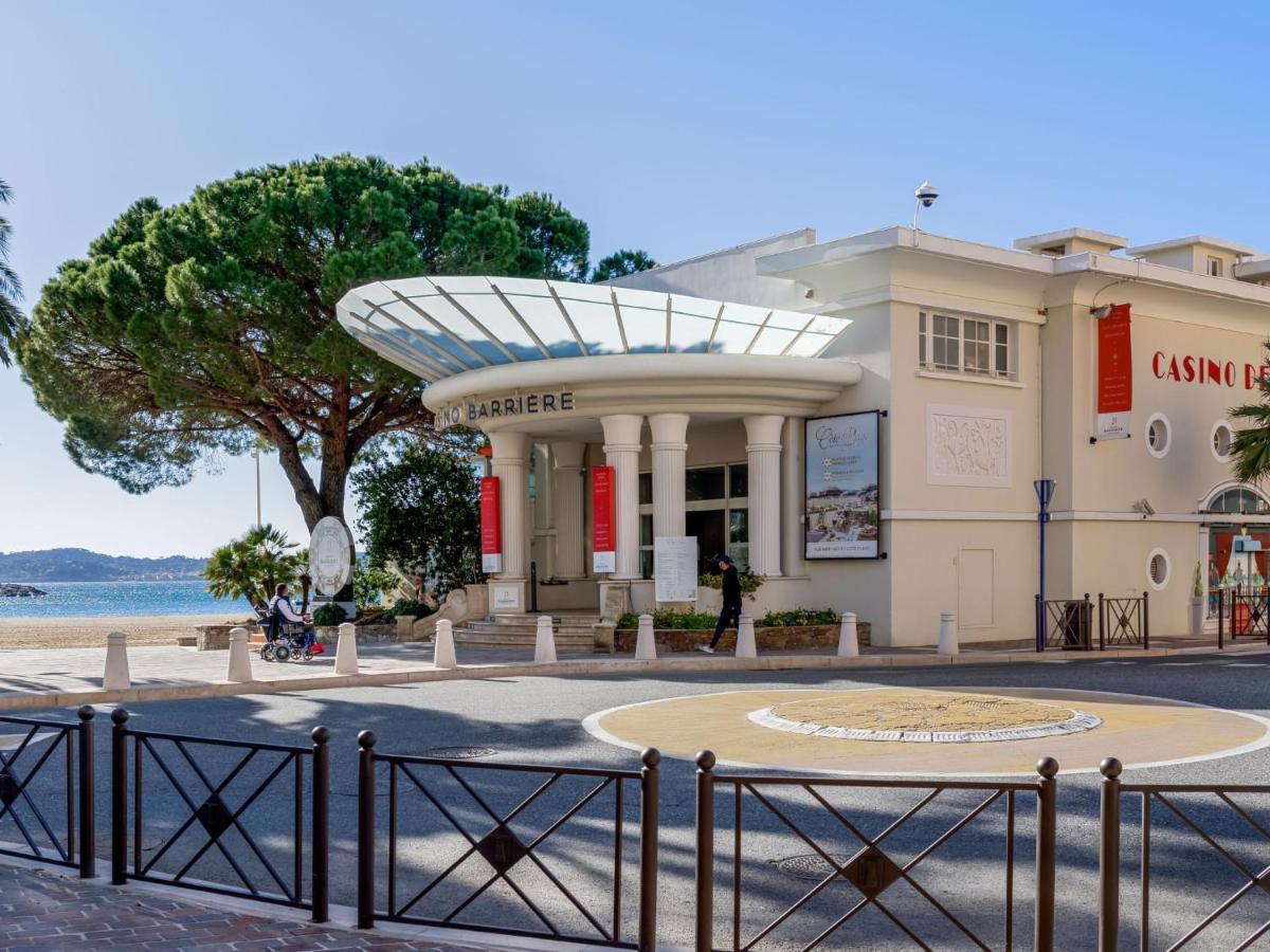 Apartment Les Sirènes Sainte-Maxime Esterno foto